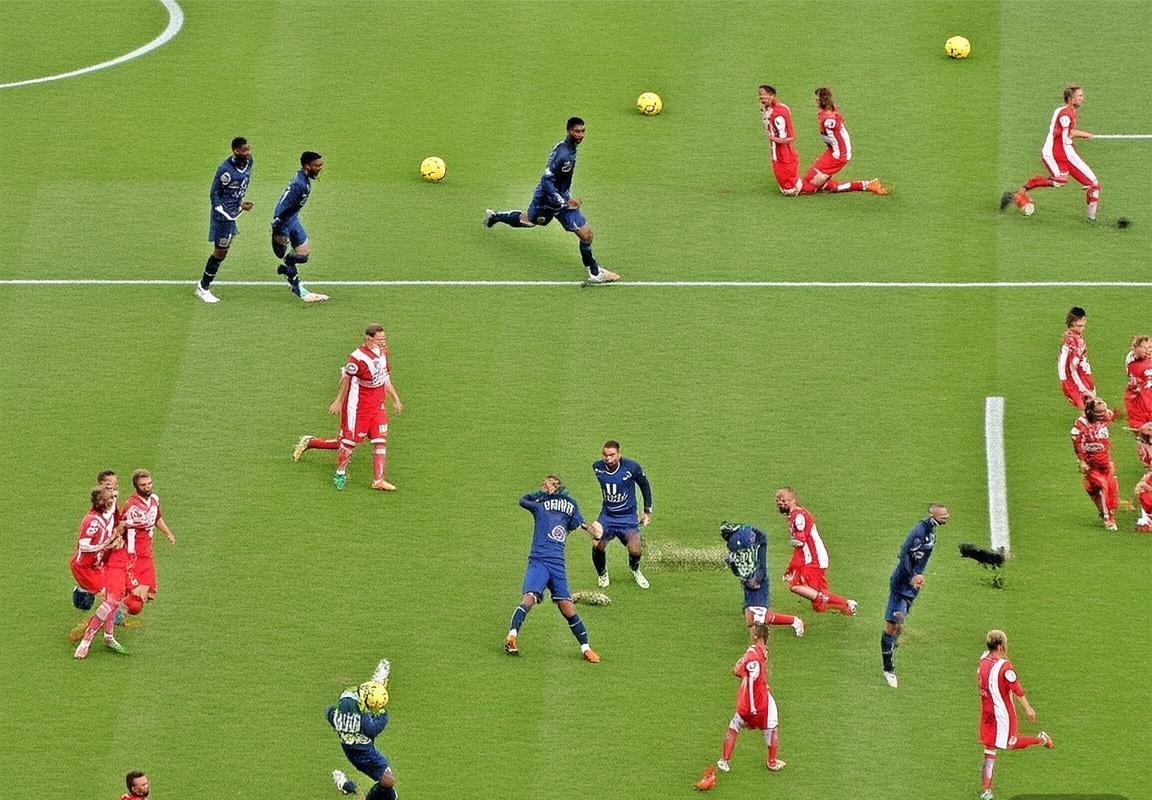 巴黎圣日耳曼vs朗斯：豪华阵容对决与战术较量解析(图2)