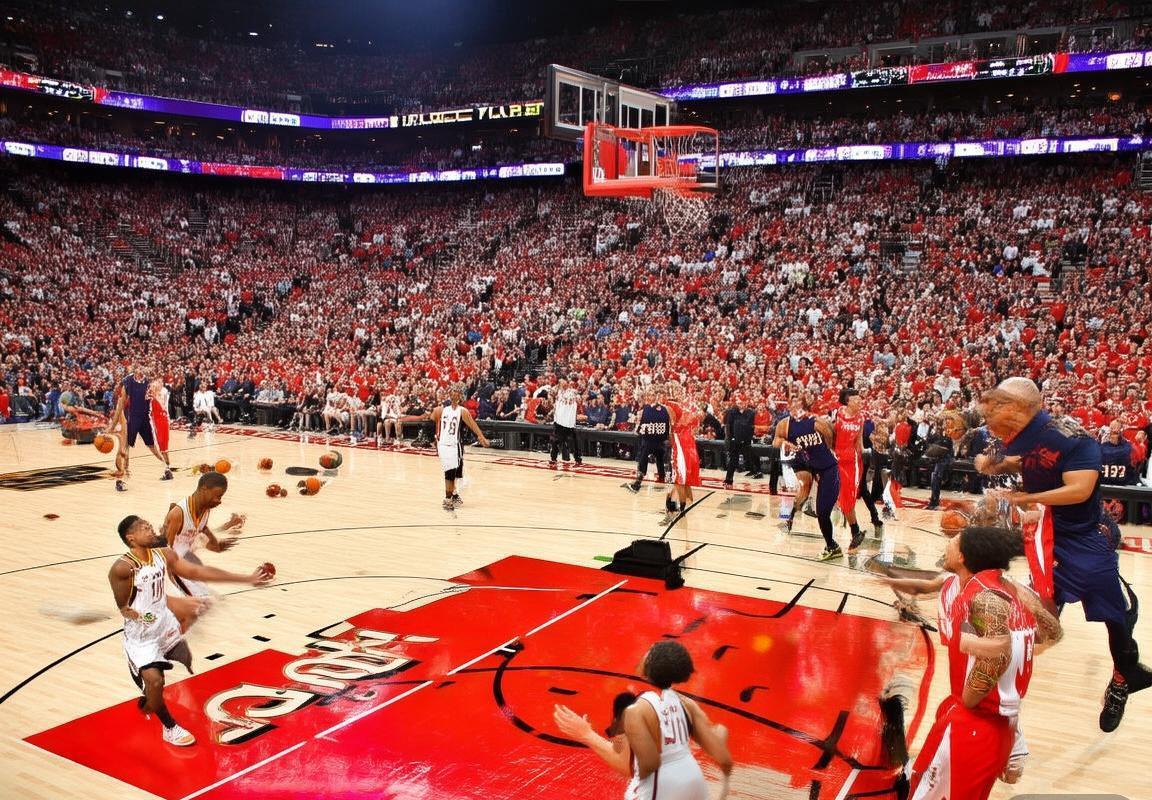 爵士火箭新赛季首战：巅峰对决前瞻(图1)