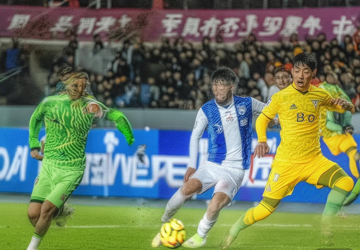 2018中超建业泰达经典对决：激情碰撞与年轻新星风采(图1)